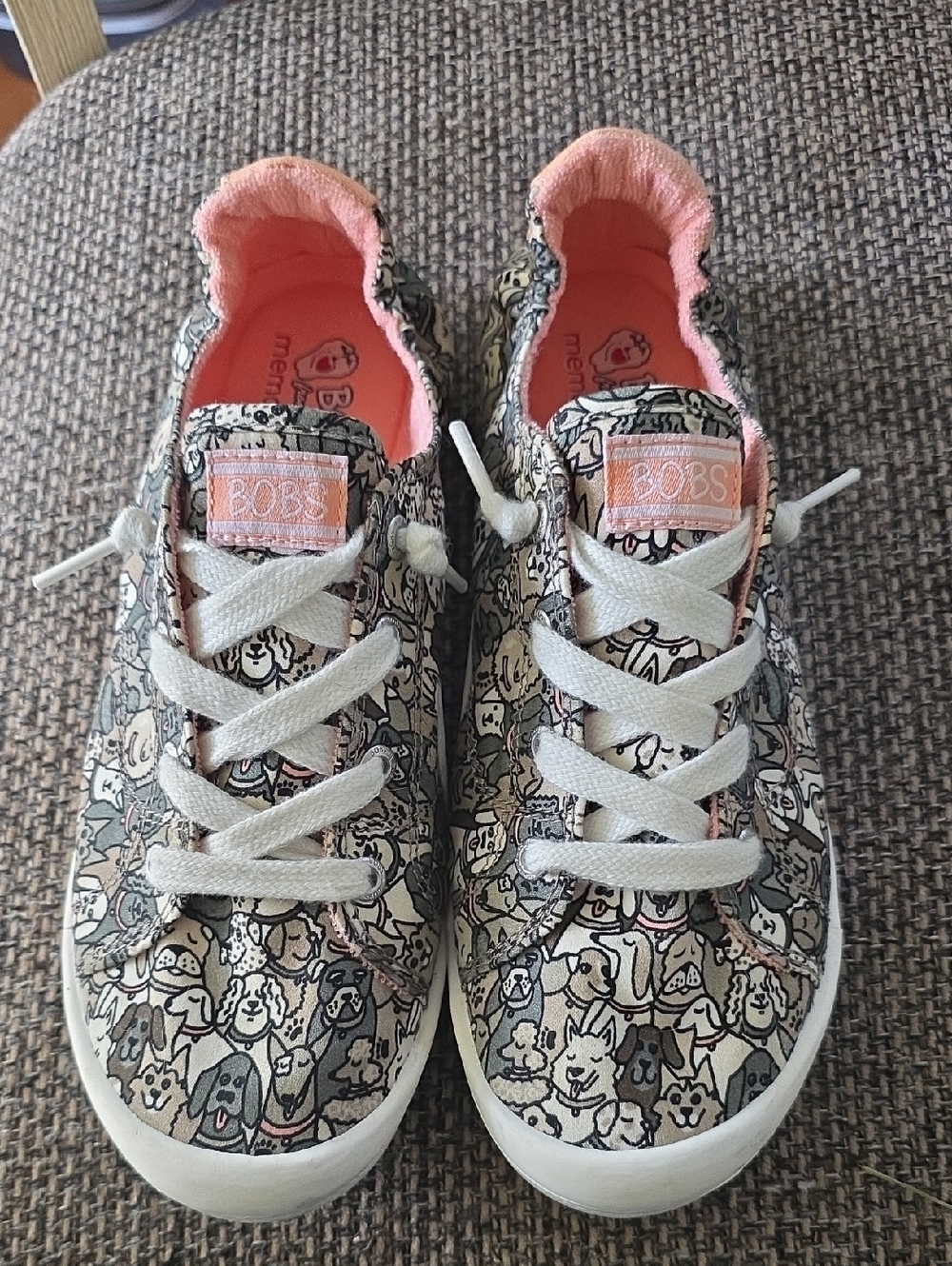 Skechers BOBS Beach Bingo - Woof Pack Dog Print Sneakers | Size 8.5